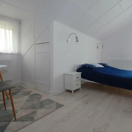 Apartament Z Widokiem Na Jezioro Jamno Apartment *
